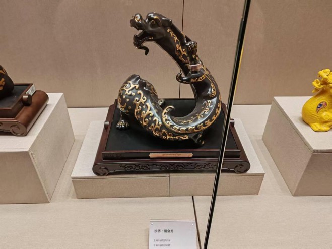 信息6：展讯：《酒瓶子上的文物DNA展》正式开展706.png