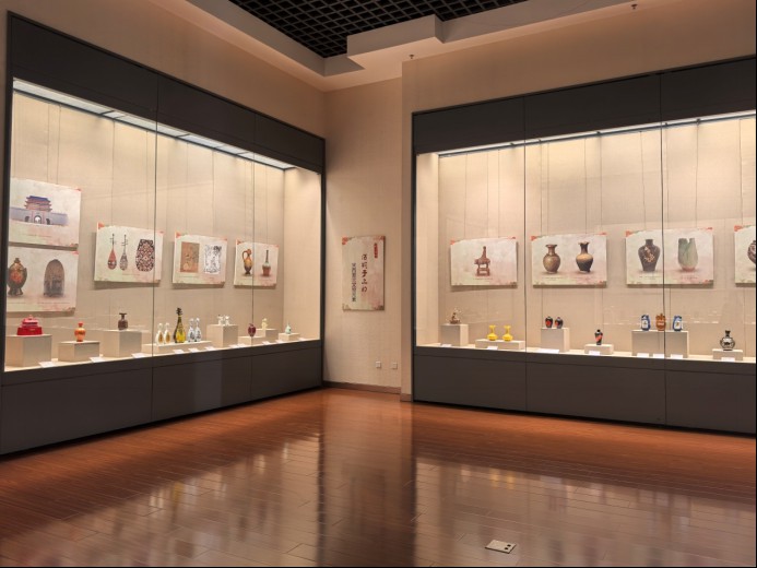 信息6：展讯：《酒瓶子上的文物DNA展》正式开展412.png
