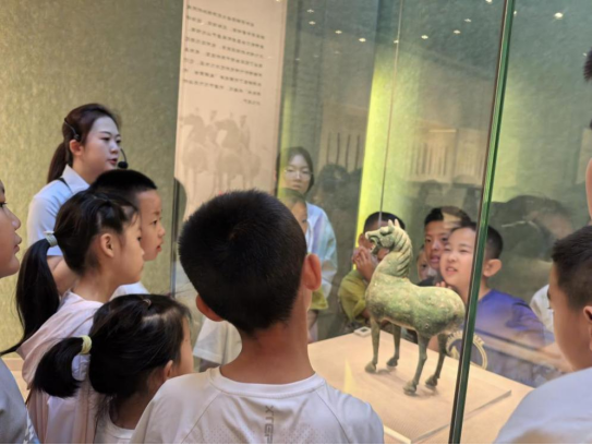 信息38：【践行社会主义核心价值观】金昌市博物馆开展“探秘历史 触摸文明”模拟考古体验活动(已审核)287.png