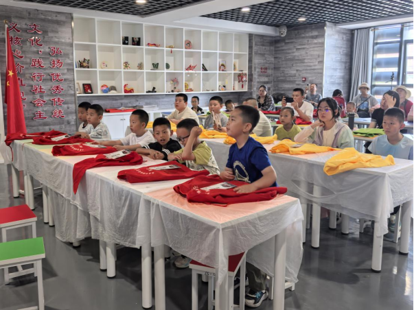 信息38：【践行社会主义核心价值观】金昌市博物馆开展“探秘历史 触摸文明”模拟考古体验活动(已审核)450.png